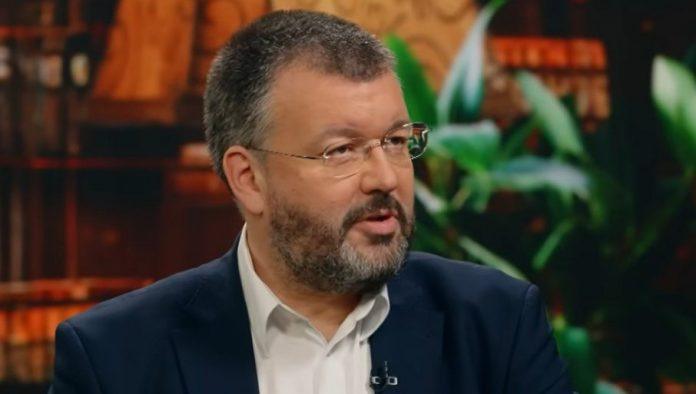 akademski-rikverc,-antic-o-padu-beogradskog-univerziteta:-“ne-mozemo-se-praviti-da-je-sve-u-redu“