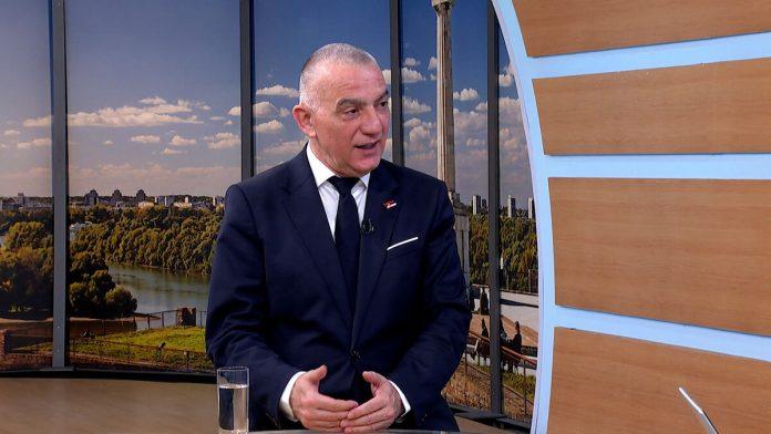 ministar-pravde-osudio-paljenje-automobila-javnog-tuzioca-u-valjevu-“ocekujem-da-ce-svi-nadlezni-drzavni-organi-postupati-hitno”