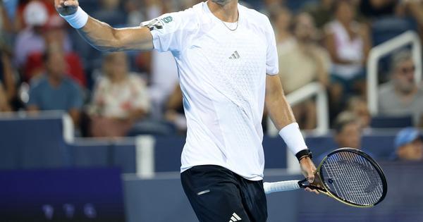 zverev-se-provukao,-fonseka-se-povukao,-novakov-dzelat-u-osmini-finala-/video/ zverev-se-provukao,-fonseka-se-povukao,-novakov-dzelat-u-osmini-finala-/video/