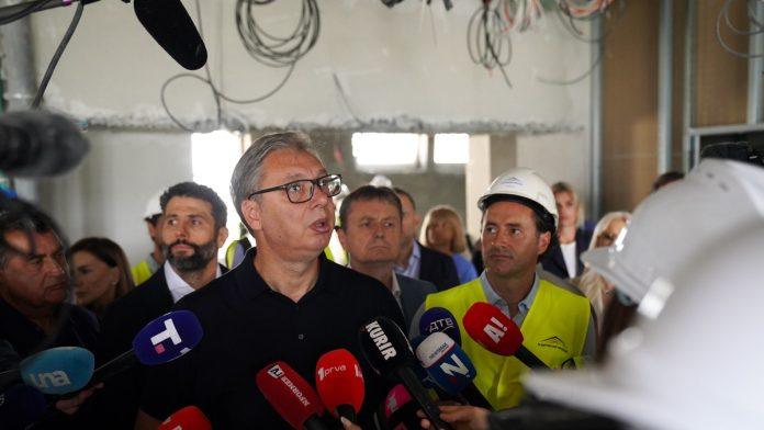 “mi-nismo-tzv.-studentska-lista-da-zabranjujemo-ljudima-izlazak-na-izbore”-vucic-se-oglasio-o-odluci-dacica-i-sps:-boricemo-se-da-ih-pobedimo!-(video)