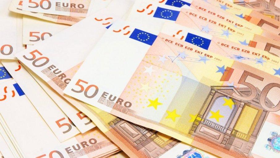 mlate-opasne-pare:-pametni-ljudi-usvajaju-10-biznis-ideja-koje-donose-ogroman-novac-–-suske-samo-pljuste! mlate-opasne-pare:-pametni-ljudi-usvajaju-10-biznis-ideja-koje-donose-ogroman-novac-–-suske-samo-pljuste!