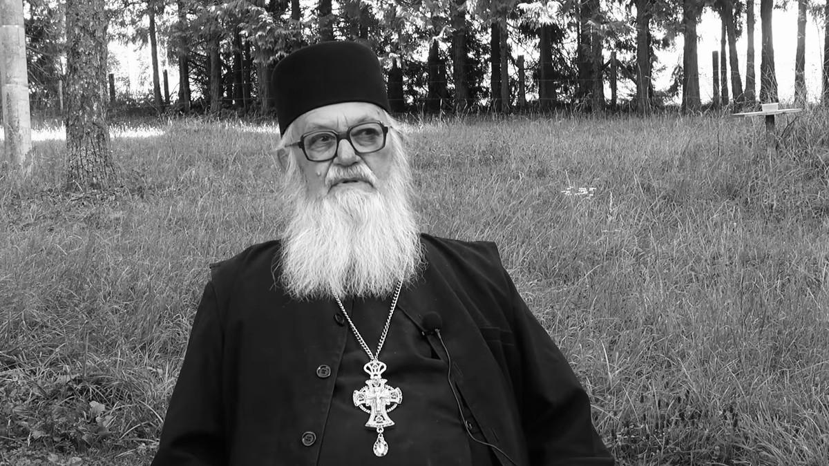 umro-jedan-od-najdugovecnijih-monaha,-iguman-manastira-race-sava-ristic:-poslednji-dan-proveo-u-razgovoru-sa-vernicima-i-gostima,-uvece-osetio-slabost,-preminuo-nakon-nekoliko-sati umro-jedan-od-najdugovecnijih-monaha,-iguman-manastira-race-sava-ristic:-poslednji-dan-proveo-u-razgovoru-sa-vernicima-i-gostima,-uvece-osetio-slabost,-preminuo-nakon-nekoliko-sati