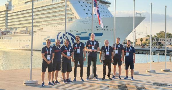 svecano-podignuta-zastava-srbije-u-tarantu-uoci-mediteranskih-igara-/foto/ svecano-podignuta-zastava-srbije-u-tarantu-uoci-mediteranskih-igara-/foto/