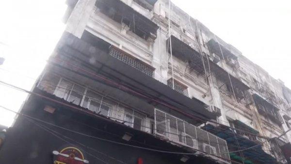 pozar-u-hotelu:-poginulo-nekoliko-osoba,-medu-njima-i-dete-(video) pozar-u-hotelu:-poginulo-nekoliko-osoba,-medu-njima-i-dete-(video)