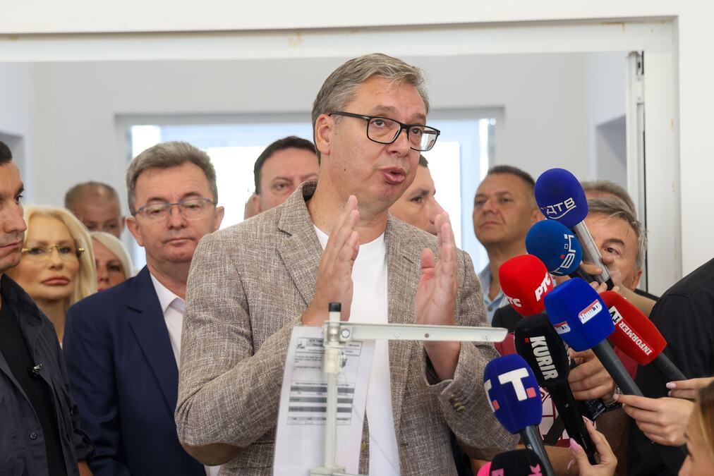 “nije-ovo-od-svetog-petra-doslo!”-vucic-o-nikad-jacoj-vojsci-srbije:-nekada-smo-imali-jedan-avion-koji-je-mogao-da-poleti,-a-uskoro-cemo-imati-40-lovaca “nije-ovo-od-svetog-petra-doslo!”-vucic-o-nikad-jacoj-vojsci-srbije:-nekada-smo-imali-jedan-avion-koji-je-mogao-da-poleti,-a-uskoro-cemo-imati-40-lovaca