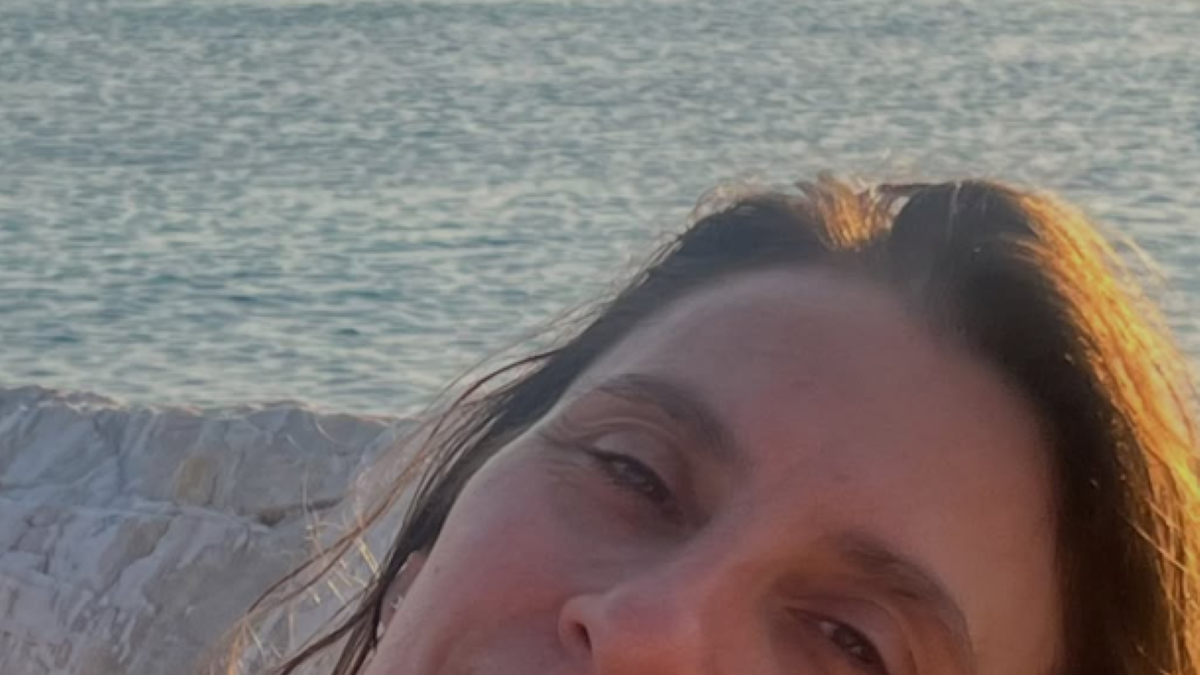 skinula-se-mandina-udovica-anja-uziva-za-sve-pare-na-moru,-objavila-privatne-slike:-“trebalo-mi-je-vreme-da-shvatim”-(foto) skinula-se-mandina-udovica-anja-uziva-za-sve-pare-na-moru,-objavila-privatne-slike:-“trebalo-mi-je-vreme-da-shvatim”-(foto)
