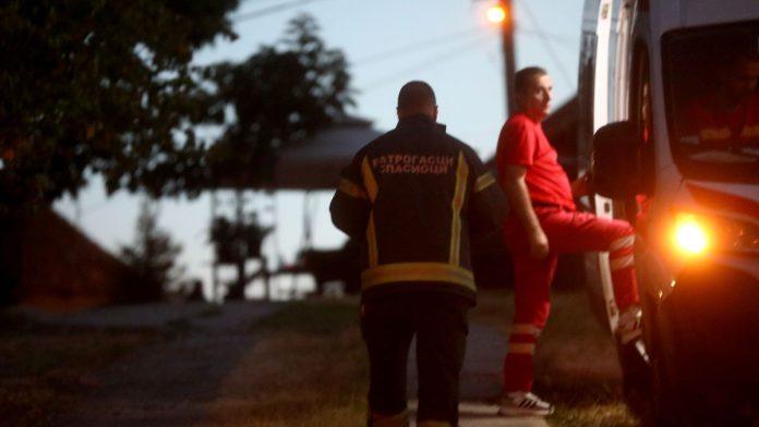 “ljudi-su-vristali-–-bezi-sve-se-rusi!”-komsije-izvlacile-draganu-iz-rusevina-nakon-stravicne-eksplozije-u-velikoj-mostanici:-muskarac-i-dalje-zarobljen-ispod-ogromne-kolicine-suta