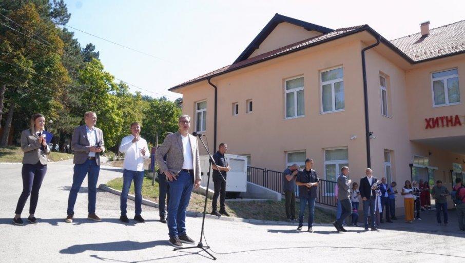 vucic-o-izborima:-“ko-glasa-za-bilo-koga-osim-za-ujedinjenu-srbiju-glasa-za-blokadere” vucic-o-izborima:-“ko-glasa-za-bilo-koga-osim-za-ujedinjenu-srbiju-glasa-za-blokadere”