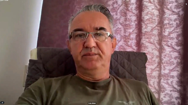 Дарко-Младић:-Данас-ћу-посетити-оца,-надамо-се-да-ћемо-добити-документацију-о-лечењу Дарко-Младић:-Данас-ћу-посетити-оца,-надамо-се-да-ћемо-добити-документацију-о-лечењу