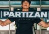 “Oduvek sam želeo Partizan… ljudi su u fazonu ‘o, moj bože’, a to je sjajno za zemlju, grad, sve navijače!” “oduvek-sam-zeleo-partizan…-ljudi-su-u-fazonu-‘o,-moj-boze’,-a-to-je-sjajno-za-zemlju,-grad,-sve-navijace!”