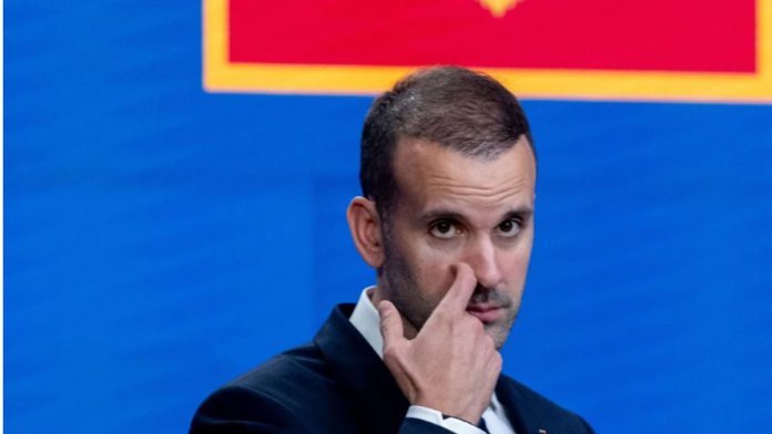 “milojko-spajic-vise-ne-moze-da-bude-premijer!”-opozicija-trazi-smenu-prvog-coveka-vlade-crne-gore-nakon-saznanja-da-je-pripadnik-vojske-srbije:-“ovo-nije-videno-u-evropi!”