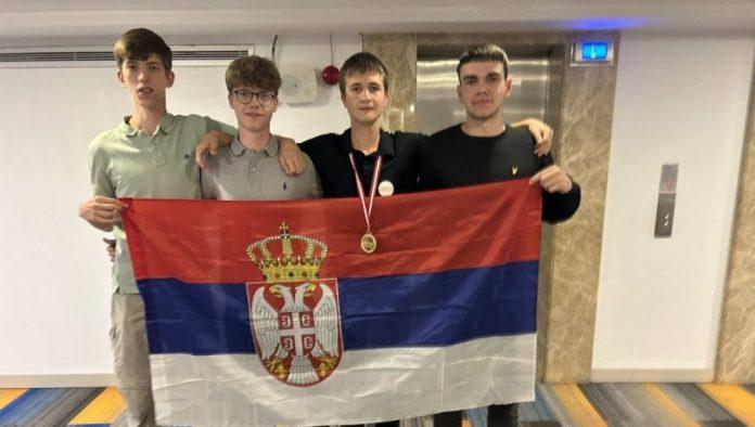 nas-petar-najbolji-na-svetu:-srednjoskolci-iz-srbije-opet-zablistali,-osvojili-cetiri-medalje-u-turskoj-i-uzbekistanu