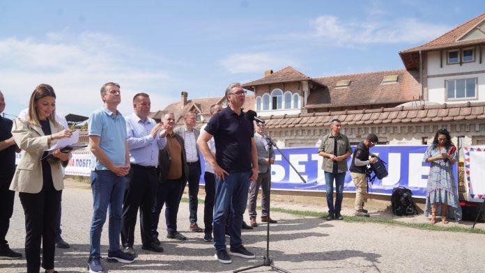 vucic-najavio-nova-ulaganja-u-vladimirce:-za-18,6-kilometara-puteva-izdvojeno-2,8-miliona-evra,-radovi-krecu-odmah