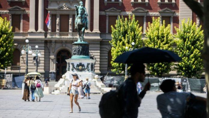 vreme-je-vrlo-opasno,-hitno-upozorenje-rhmz!-cuprija-i-beograd-gore,-crveni-meteo-alarm-na-snazi-u-celoj-drzavi