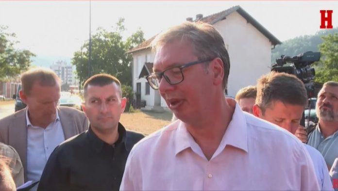 vucic-sa-narodom:-predsednik-srbije-u-lebanu-(video)