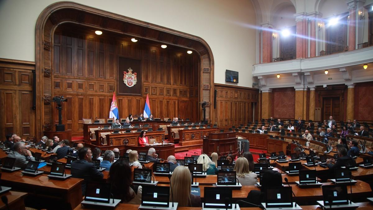 vanredno-zasedanje-skupstine-srbije-od-24.-avgusta:-na-dnevnom-redu-59-tacaka vanredno-zasedanje-skupstine-srbije-od-24.-avgusta:-na-dnevnom-redu-59-tacaka