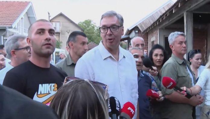 vucic-u-bojniku:-povecanje-minimalca-ogromno,-drzava-preuzela-deo-tereta
