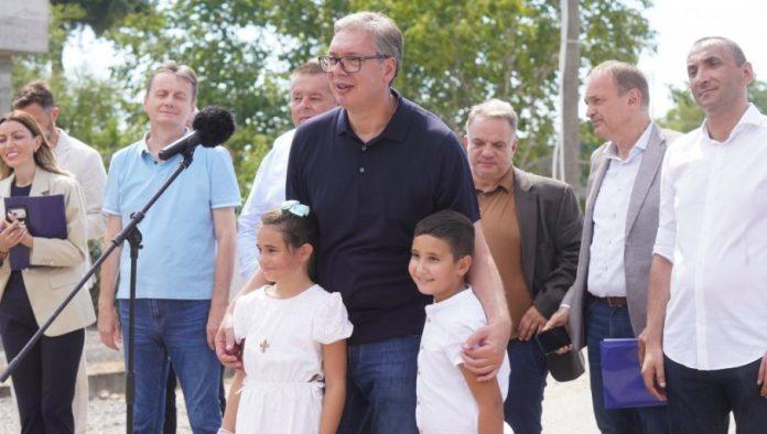 vucic-sa-narodom:-predsednik-danas-u-poseti-jablanickom-i-pcinjskom-okrugu