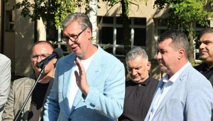 telefoni-nam-unistise-decu!-vucic:-takvo-vreme-doslo,-telefoni-najbitniji