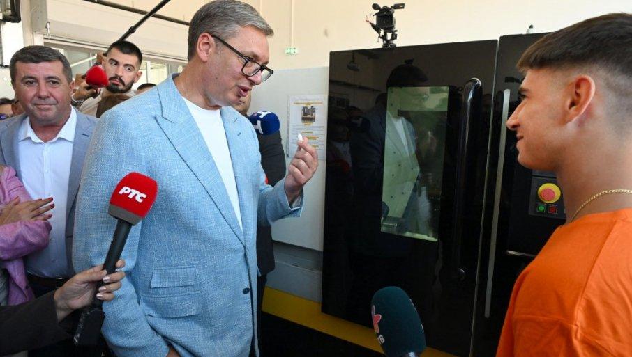 dualno-obrazovanje-najvaznije-za-buducnost!-vucic:-nece-ga-zameniti-vestacka-inteligencija dualno-obrazovanje-najvaznije-za-buducnost!-vucic:-nece-ga-zameniti-vestacka-inteligencija
