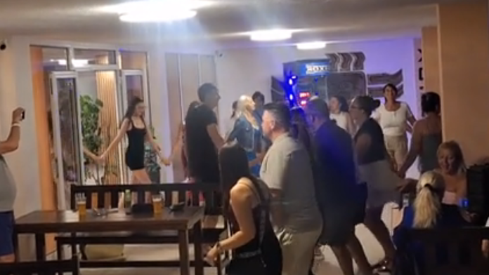 snimak-od-kog-srce-zaigra!-uzicko-kolo-odjeknulo-bugarskom:-srbi-i-rumuni-zajedno-napravili-spektakl