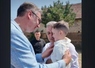 „JUNAČINA SA KOSOVA I METOHIJE!“ Vučić se susreo sa svojim kumčetom Lazarom, pa poslao moćnu poruku „junacina-sa-kosova-i-metohije!“-vucic-se-susreo-sa-svojim-kumcetom-lazarom,-pa-poslao-mocnu-poruku