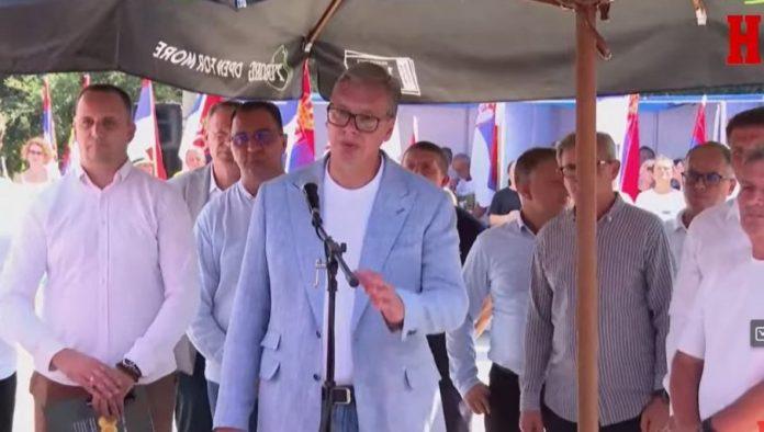 vucic-u-lopardincima:-masine-stizu-odmah,-put-do-manastira-gotov-za-20-dana