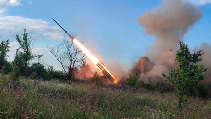 sirene-zavijale,-“metalni”-oblaci-se-nadvili-nad-rusijom:-evo-sa-kakvim-se-hororom-danas-susrela-ruska-pvo-nad-arhangelskom