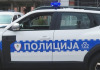 Мушкарац се аутомобилом залетео у људе код Билеће, три особе повређене Мушкарац-се-аутомобилом-залетео-у-људе-код-Билеће,-три-особе-повређене