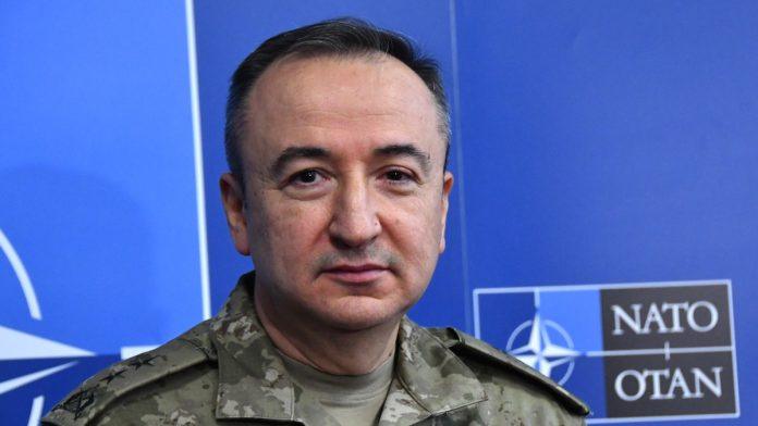 komandant-kfor-a:-opredeljeni-smo-da-nepristrasno-cuvamo-bezbednost-svih-na-kim