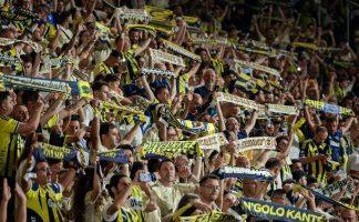 Poznato u kakvom je stanju fudbaler Fenerbahčea! Samo se sručio na terenu i ostao da leži nepomično (UZNEMIRUJUĆE) poznato-u-kakvom-je-stanju-fudbaler-fenerbahcea!-samo-se-srucio-na-terenu-i-ostao-da-lezi-nepomicno-(uznemirujuce)