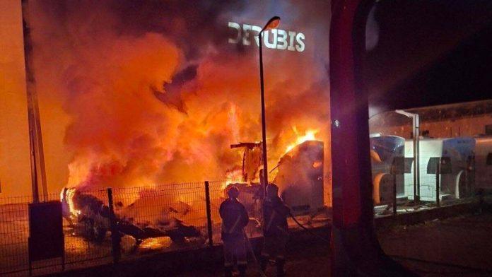 uhapsen-sin-ministra-zbog-podmetanja-pozara-maloletnik-osumnjicen-za-izazivanje-tragedije:-sok-u-sarajevu