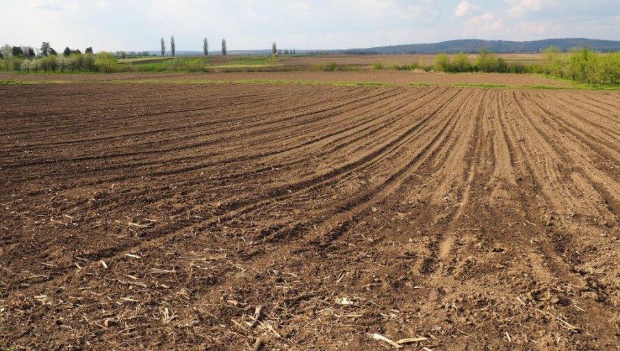suvlasnici-vam-blokiraju-prodaju-njive?-ovo-je-put-do-vaseg-dela,-a-evo-ko-placa-troskove! suvlasnici-vam-blokiraju-prodaju-njive?-ovo-je-put-do-vaseg-dela,-a-evo-ko-placa-troskove!