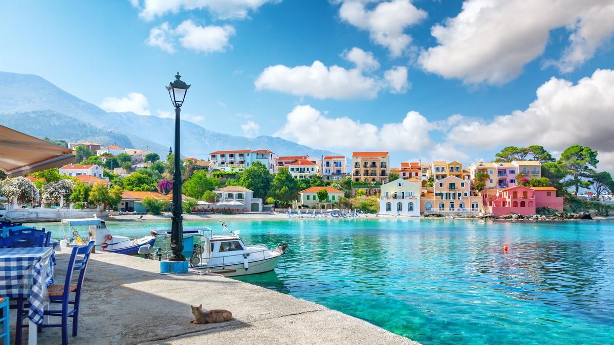 niste-ni-svesni-sta-se-krije-na-omiljenom-grckom-ostrvu!-srbi-trljaju-oci-u-neverici-kad-prosetaju-rajskim-plazama-(foto) niste-ni-svesni-sta-se-krije-na-omiljenom-grckom-ostrvu!-srbi-trljaju-oci-u-neverici-kad-prosetaju-rajskim-plazama-(foto)