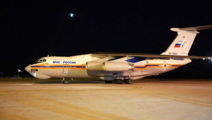 nebeski-vatrogasac-sleteo-u-nis:-ruski-il-76p-za-gasenje-sumskih-pozara-doleteo-po-putinovom-nalogu