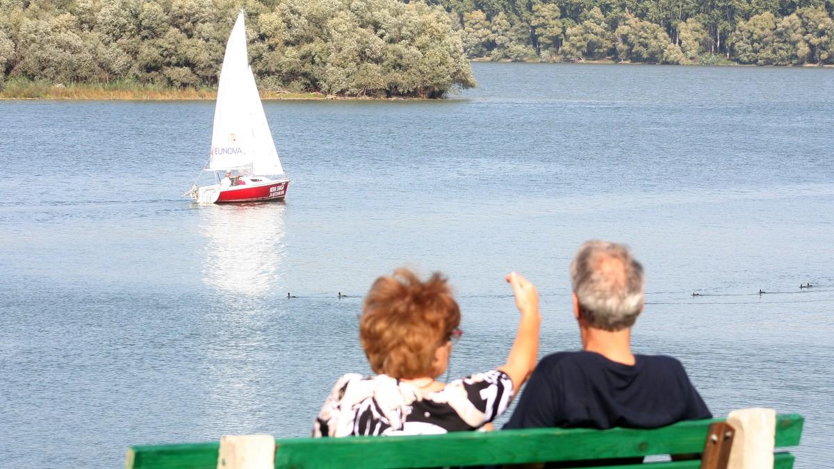 nordijski-penzioneri-masovno-sele-na-jug-evrope:-evo-sta-tamo-dobijaju-i-kako-za-isti-novac-zive-kao-bogatasi nordijski-penzioneri-masovno-sele-na-jug-evrope:-evo-sta-tamo-dobijaju-i-kako-za-isti-novac-zive-kao-bogatasi