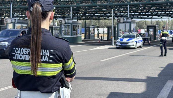na-granicnom-prelazu-batrovci-teretnjaci-cekaju-tri-sata-na-izlaz:-na-putnickim-terminalima-nema-zadrzavanja