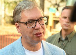 VUČIĆ SA NARODOM: Predsednik u poseti porodici Bugarić u Vranovini (VIDEO) vucic-sa-narodom:-predsednik-u-poseti-porodici-bugaric-u-vranovini-(video)
