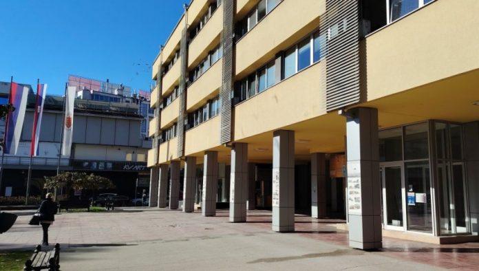 predlozi-do-7.-septembra:-i-ove-godine-kraljevcani-dodeljuju-nagrade-zasluznim-gradanima