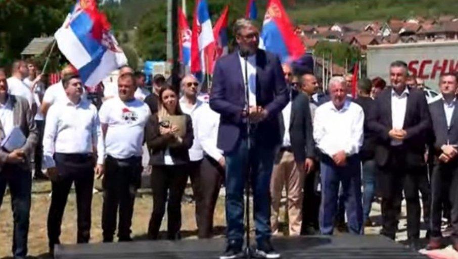 vucic-otkrio-sta-sledi:-najavio-povecanje-penzija-vec-ove-godine-–-penzionerima-stize-i-dodatnih-6000-dinara! vucic-otkrio-sta-sledi:-najavio-povecanje-penzija-vec-ove-godine-–-penzionerima-stize-i-dodatnih-6000-dinara!