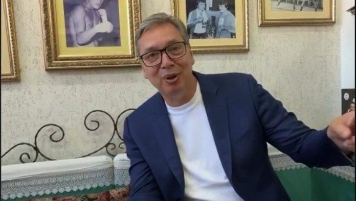 kratka-pauza-pre-nastavka-dana-predsednik-posetio-pekaru-“sve-pod-sac”:-kazu-da-se-u-novom-pazaru-ne-ostaje-gladan-(video)
