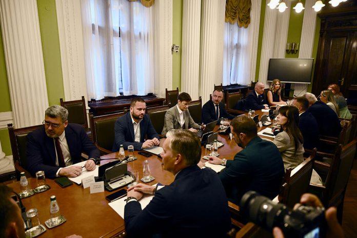 srbija-intenzivira-aktivnosti-na-evropskom-putu!-operativni-tim-za-pristupanje-eu:-od-septembra-vise-sastanaka-sa-evropskom-komisijom