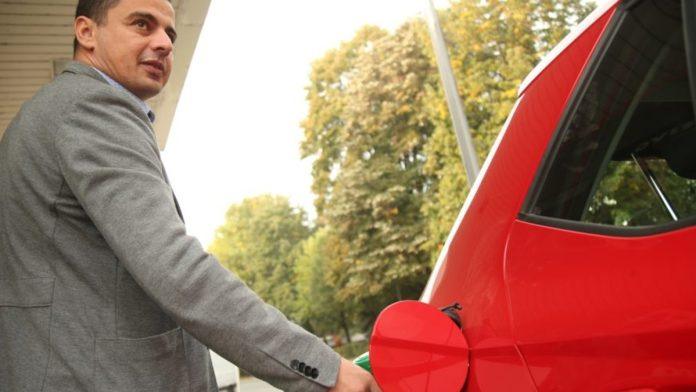 dizel-u-francuskoj-dostigao-2,25-evra:-vlada-produzava-subvencije-za-poljoprivrednike,-prevoznike-i-gradevince