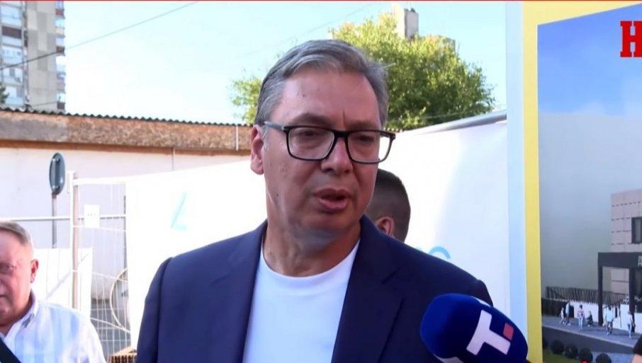 vucic-o-provokaciji-sa-kim:-u-toku-istraga-o-vatrenoj-lopti-koja-je-stigla-sa-kosmeta vucic-o-provokaciji-sa-kim:-u-toku-istraga-o-vatrenoj-lopti-koja-je-stigla-sa-kosmeta