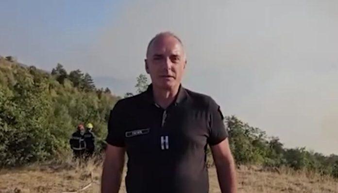gagic:-pozar-na-stolovima-jos-nije-lokalizovan,-ali-je-usporeno-sirenje