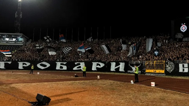 Јужна-трибина-против-оставки-у-Партизану:-Пуна-и-недвосмислена-подршка-руководству