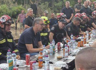 NAPAD BLOKADERA NA VATROGASCE HEROJE napad-blokadera-na-vatrogasce-heroje