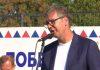 VUČIĆ SA NARODOM Predsednik razgovarao sa stanovnicima Raškog okruga: Nas koji volimo Srbiju je mnogo više (VIDEO) vucic-sa-narodom-predsednik-razgovarao-sa-stanovnicima-raskog-okruga:-nas-koji-volimo-srbiju-je-mnogo-vise-(video)