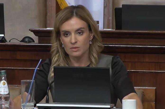 borci-se-nikada-nisu-ni-prodali,-ni-predali!-ministarka-stamenkovski-u-skupstini-govorila-o-borackom-dodatku,-odgovorila-i-na-neodgovorne-izjave-i-napade