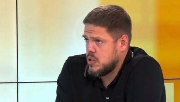 stimac-se-ponovo-ostrvio-na-drzavu-i-vucica:-blokaderima-smetaju-rad-i-rezultati-sirom-srbije